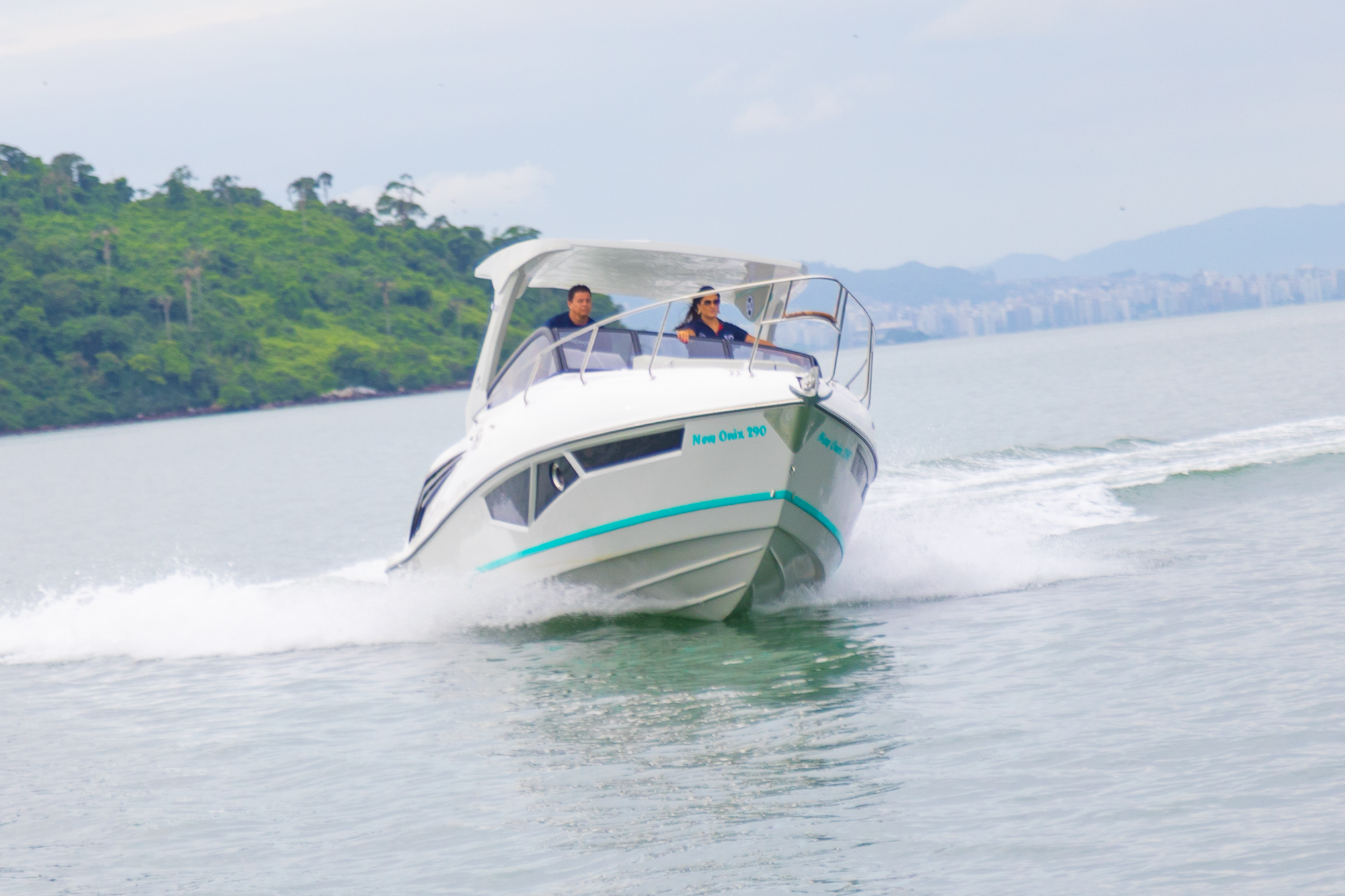 Check-up da Onix 290 T-TOP: Tudo que você precisa saber antes de comprar a sua lancha!